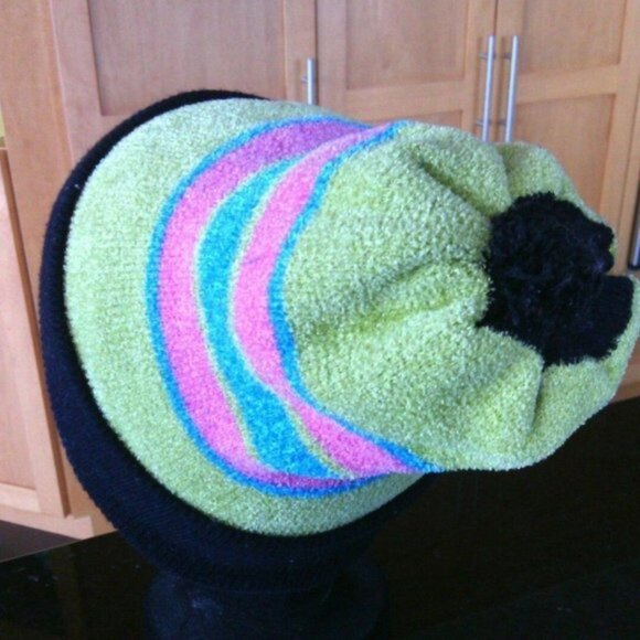 Adidas Hat Winter Beanie Cap Striped Toque Pom Pom Unisex Cold Weather Warm Ears - Picture 11 of 16